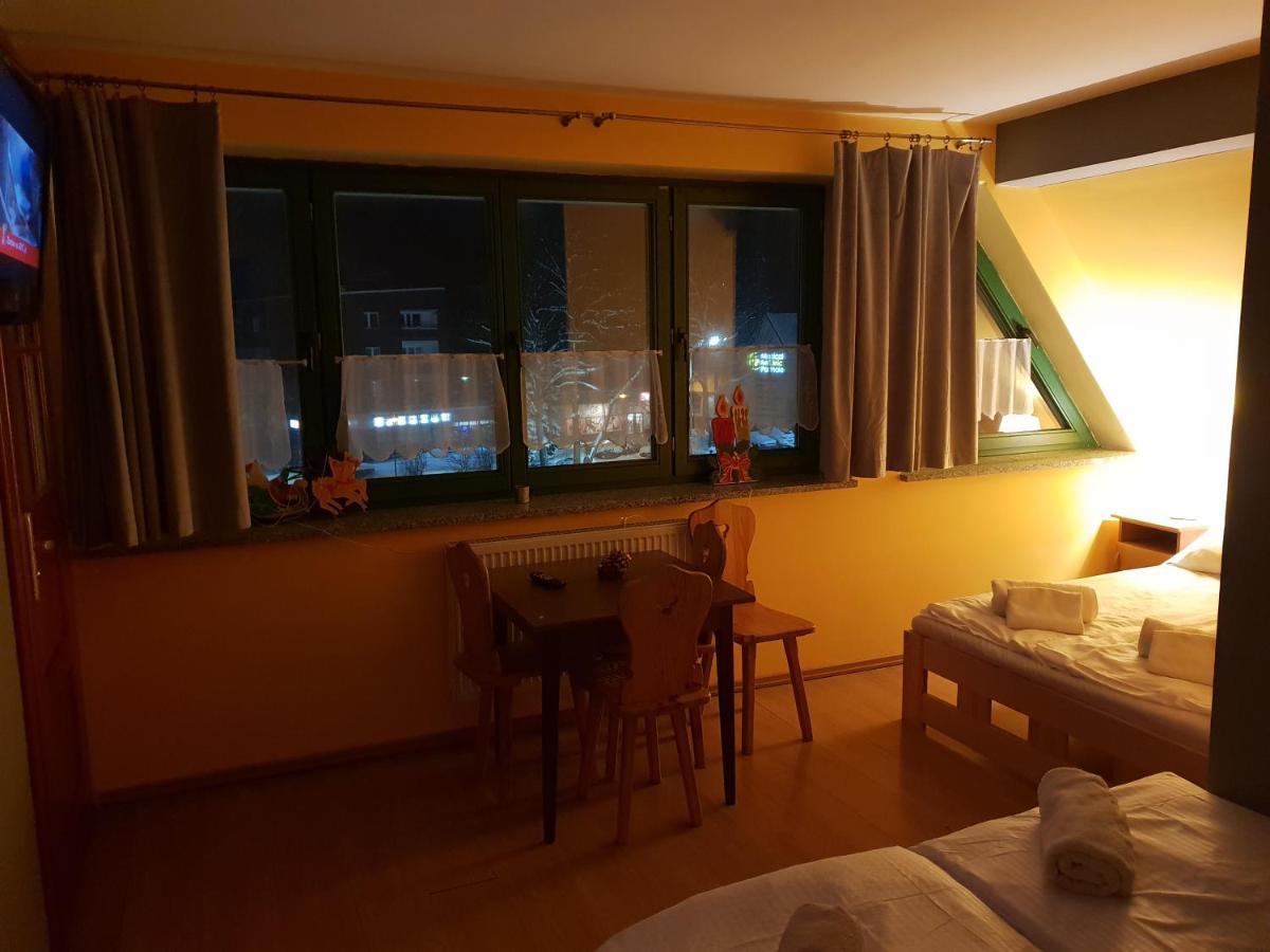 Apartamenty Pokoje U Jacka زاكوباني المظهر الخارجي الصورة